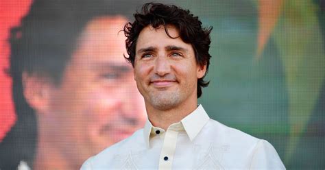 Justin Trudeau Pens Letter Saying Poverty Is Sexist