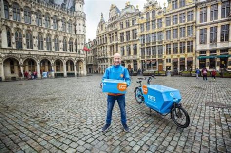 commercebedrijf coolblue levert voortaan pakjes met de fiets vilvoorde hlnbe