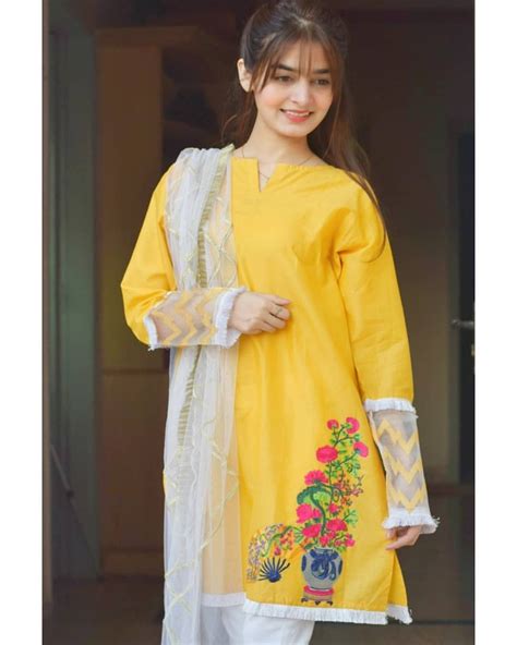 Pin By Daniyal On Kainat Faisal Stylish Short Dresses Kainat Faisal