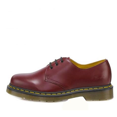 dr martens dr martens  yel  hole eyelet cherry red  mens shoes dr martens  pure