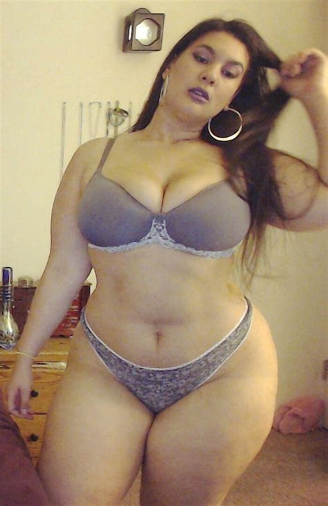 hot chubby ametuer posenude new porn