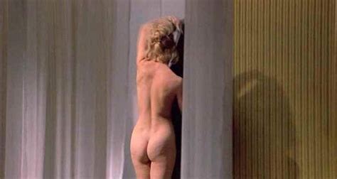 Goldie Hawn Nude – Theres A Girl In My Soup 10 Pics  And Video