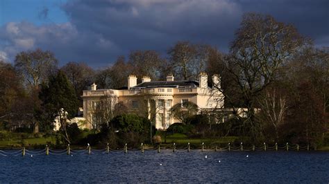 million london mansion    worlds  expensive home  sale architectural