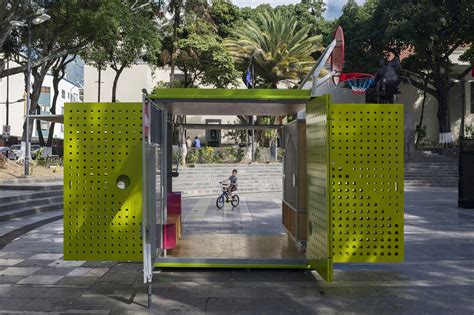 gallery  installation catalyst cube  sandy design studio incursiones