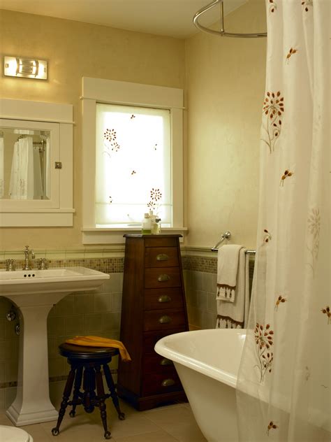 stunning craftsman bathroom design ideas