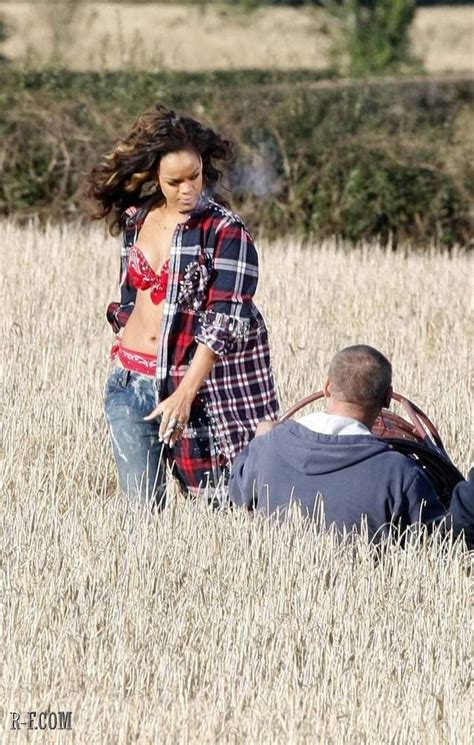 rihanna on the set and behind the scenes we found love rihanna
