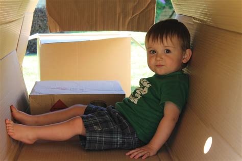 moving smart  cardboard boxes  teach kids