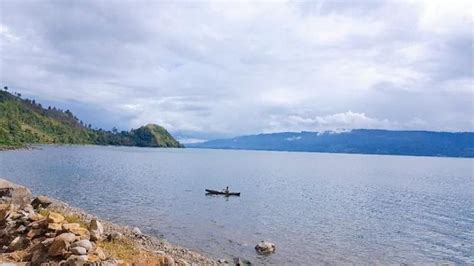 10 danau terindah di indonesia yang ngangenin