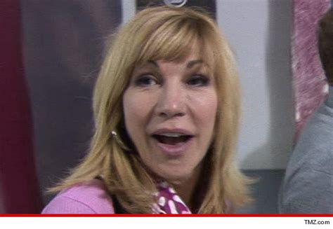 Leeza Gibbons Targeted By Crazy Man On The Run