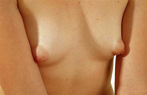 amateur puffy nipples close up 02 medium quality porn pic amateur s