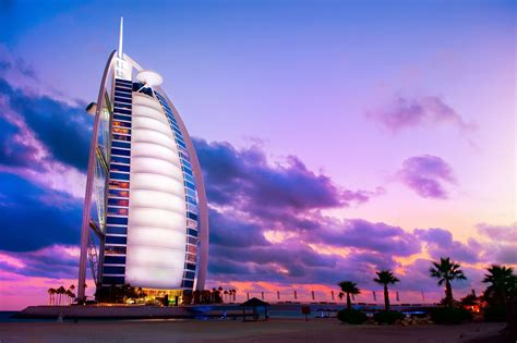 top luxury hotels  dubai top companions