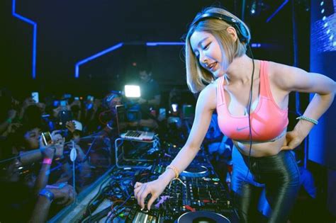 This Rising Star Sexy Korean Dj Is Lit Amped Asia