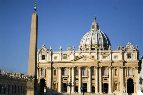 st peters basilica   historian context travel context travel