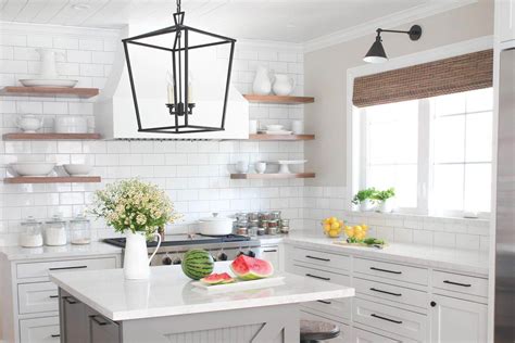 distinct ideas  modernize  farmhouse kitchen