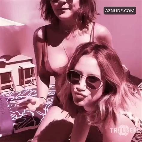 Ashley Tisdale And Vanessa Hudgens Sexy Photos From 2017