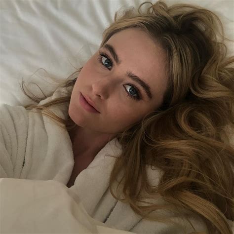 kathryn newton from pokémon nude exhibited pics the fappening