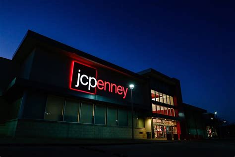jcpenney  close   stores   forges   turnaround plan