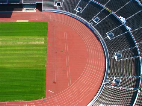 filetrack  field stadiumjpg wikimedia commons