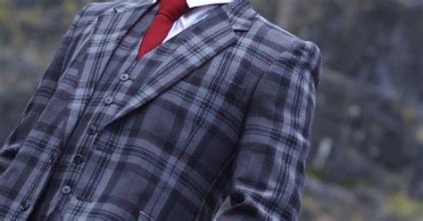 wear  tartan suit scotlandshop