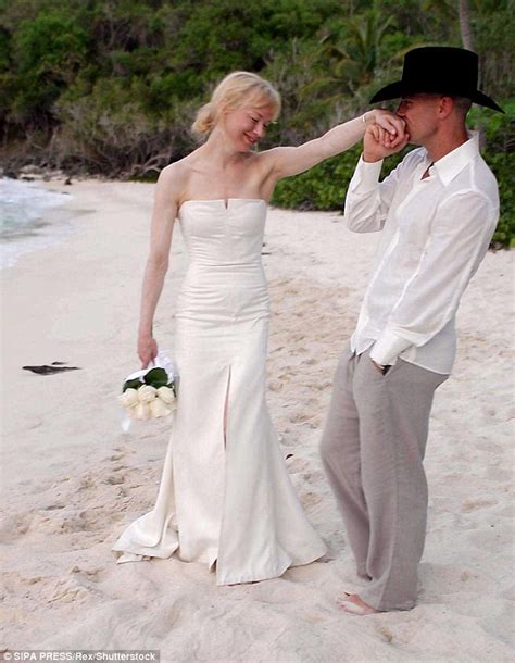renee zellweger condemns unnecessary ugliness of kenny chesney gay