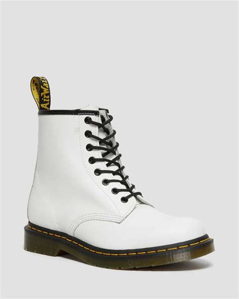 dr martens boots white smooth bmsneakers