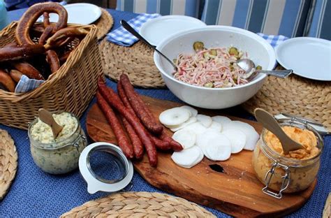 grimmskram bayerischer abend wiesn essen getraenke