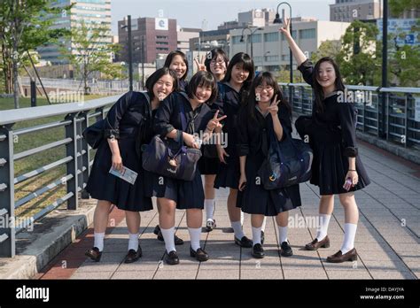 japanische schule mädchen shinko yokohama stockfotografie alamy