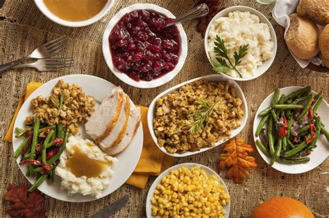 10 thanksgiving traditions to start this year