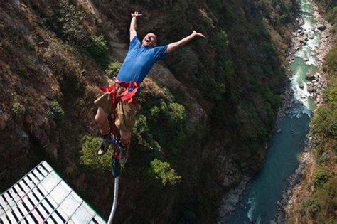 the world s 8 most terrifying bungee jumps