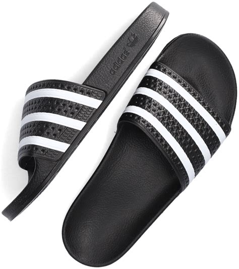 zwarte adidas slippers adilette men omoda