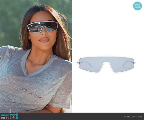 Kims Metallic Sunglasses On Keeping Up With The Kardashians In 2021