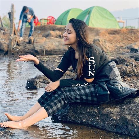 ashi singh on instagram “live laugh lake ♥️” ashi cute girl photo