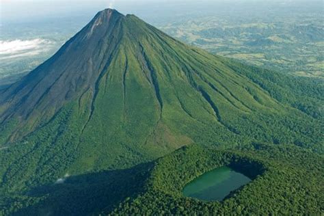 arenal volcano costa rica experts