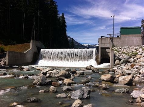 small hydroelectric dams increase globally   research regulations uw news