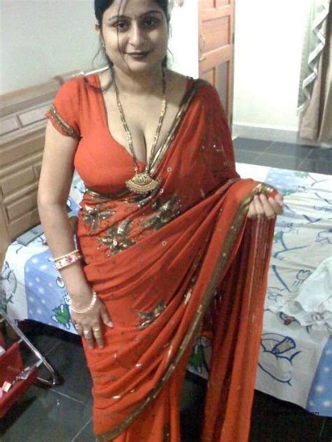 Desi Hot And Sexy Bangladeshi Hot Aunties