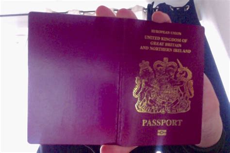 dark web vendors sell blank british passports  entry  passport