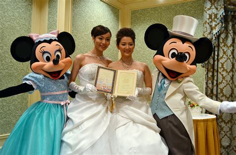 Social Media Embrace Same Sex Wedding At Tokyo Disneyland The New