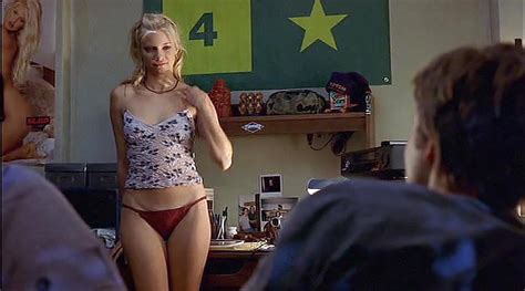 amy smart nude juicy boobs from road trip scandalpost