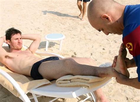 lionel messi shirtless training at abu dhabi beach fear of bliss