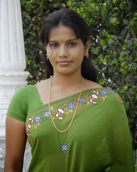 desi tamil hot housewife and girls beautiful pictures