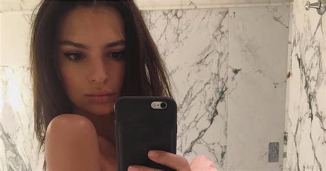 the hottest female celebrity selfies of 2016 pictures popsugar celebrity