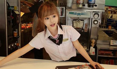 mcdonald s got world s most beautiful waitress watch video of mcgoddess in taiwan