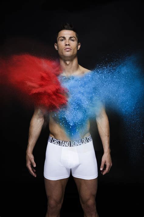 Cristiano Ronaldo S Underwear Campaign Pictures Popsugar Latina Photo 2