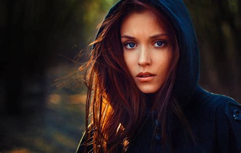 download russian girl wearing blue hoodie wallpaper