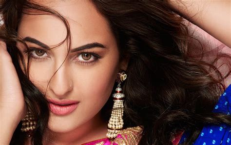 top 50 no vistos de sonakshi sinha hot and sonakshi sinha bf fondo de