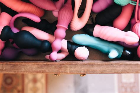 here s how to introduce sex toys to your relationship