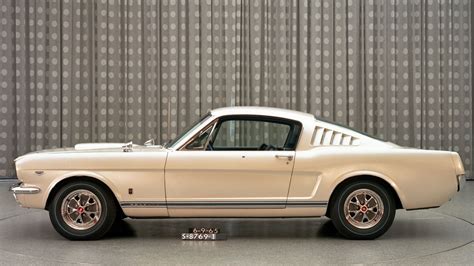 ten   didnt    classic ford mustang