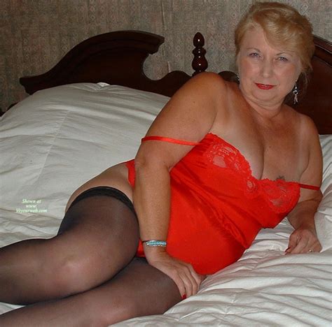 hot wife at 60 2nd contrib october 2007 voyeur web hall of fame