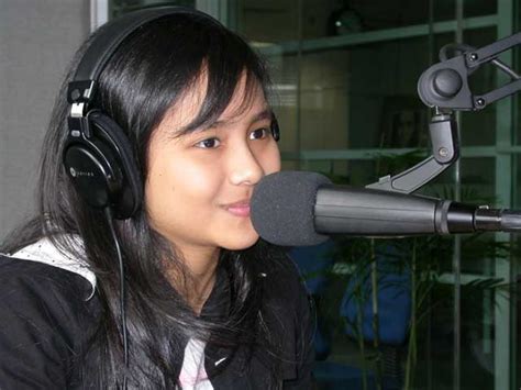 my biodata photos news gita gutawa sexy girl beautiful hot artist foto video klip bugil