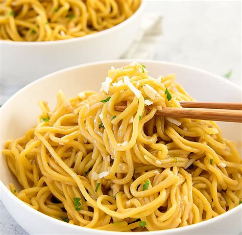 Easy Garlic Noodles Kirbie S Cravings